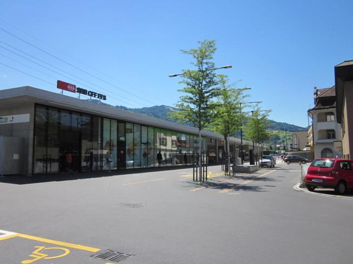 Dorf Hotel "Zuhause In Lachen" Exteriör bild